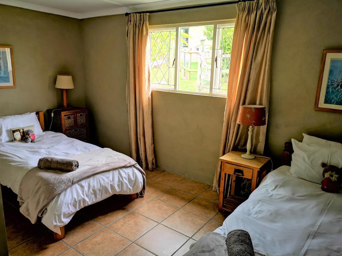 Villa Fernhill Guest Farm à Knysna Extérieur photo